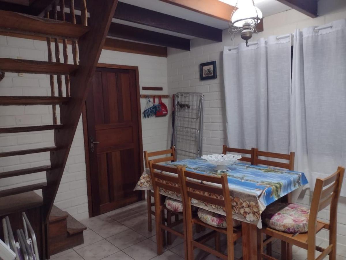 Apartamento Estilo Chale - Enxaimel 봄비나스 외부 사진